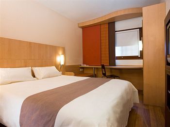 Hotel Ibis Rouen Nord-barentin