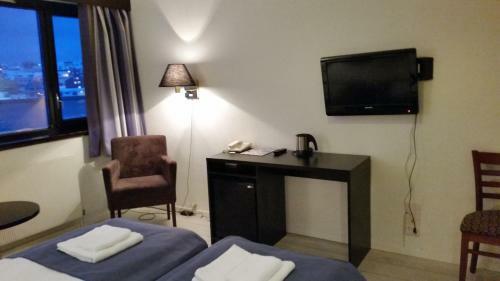 Vard� Hotel