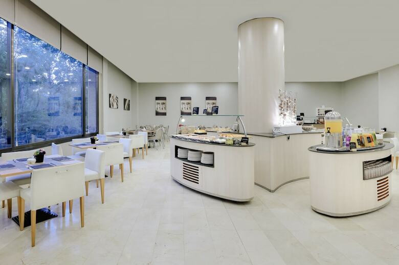 Hotel Hesperia Barcelona Sant Just