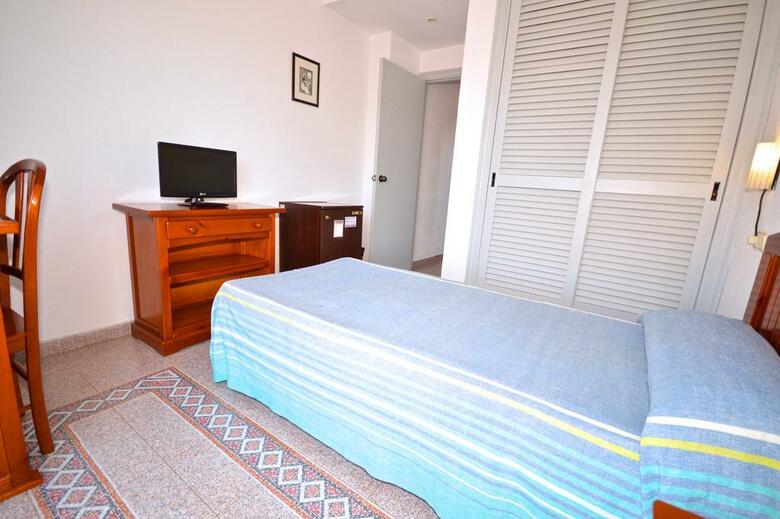 Molins Park Hostal
