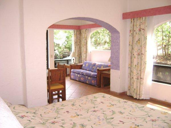 Hotel Posada Jacarandas