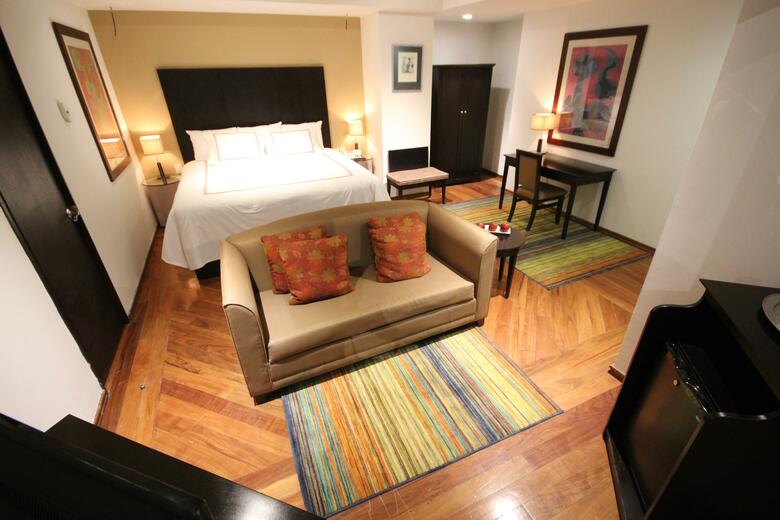 Santa Rita Hotel