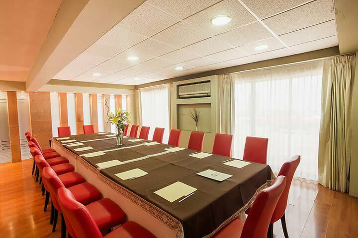 Aparthotel Parador (.)
