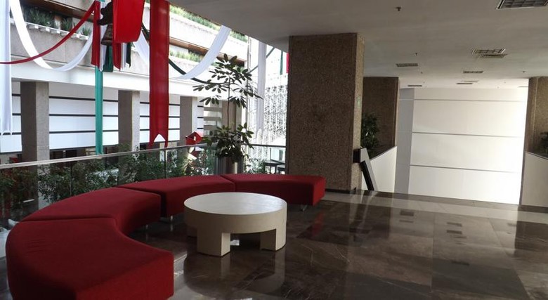 Hotel Radisson Paraiso Perisur