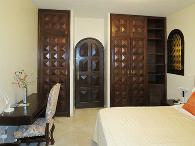 Hotel Casa Blanca