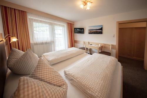 Hostal Haus Montjola
