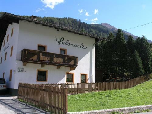 Bed & Breakfast Haus Felsneck