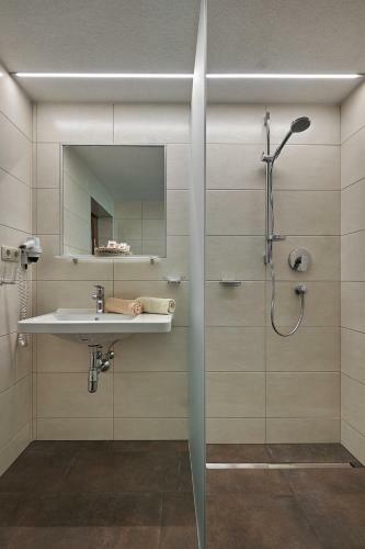 Hostal Hotel Garni Sch�nblick