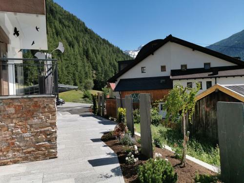 Hostal Hotel Garni Sch�nblick