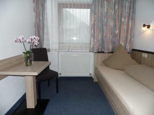 Hostal Haus Otto Arnold