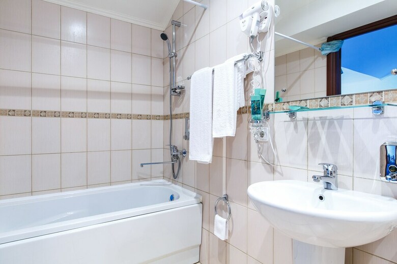 Bristol Zhiguly Hotel