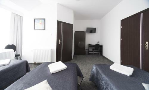 Hotel Junior