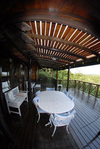 Dolphin Lodge