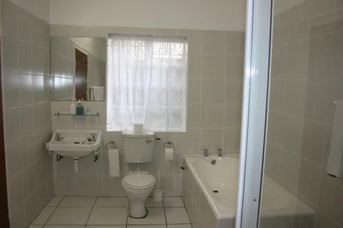 Hostal Karoopark Guest House