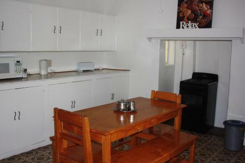 Hostal Karoopark Guest House