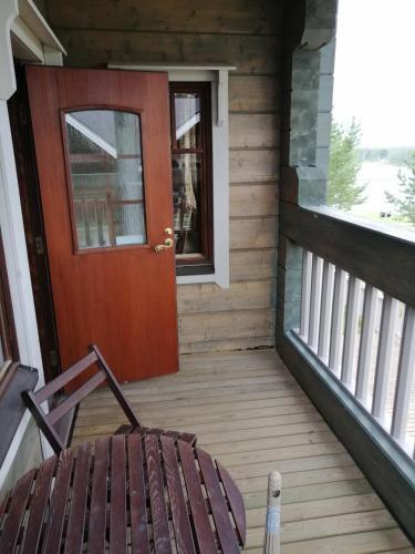 Hostal Tahkonhovi Golden Chalet