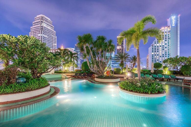 Windsor Suites Hotel