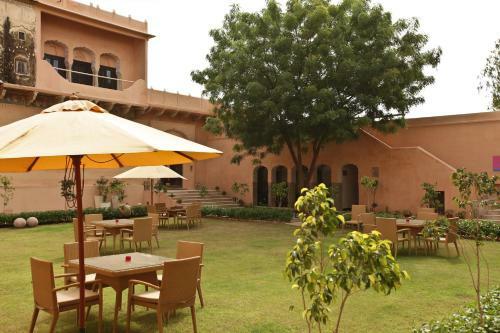 Hotel Vivaana