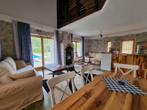 Exo Log Cottage