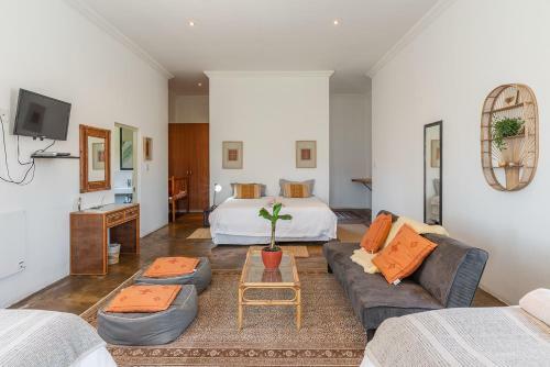 Hostal Guinevere Guest Farm
