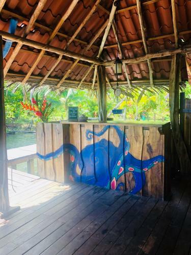 Lodge Dolphin Bay Hideaway