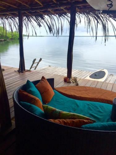 Lodge Dolphin Bay Hideaway