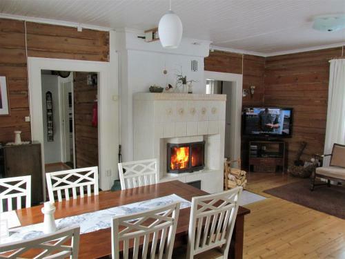 Uitonpuisto Holiday Home