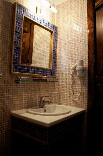 Hostal Petrini Gonia