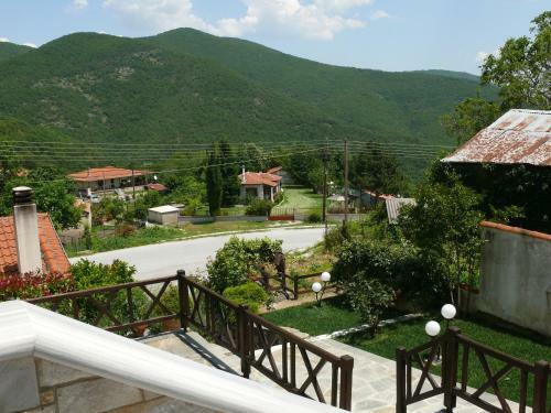 Hostal Petrini Gonia