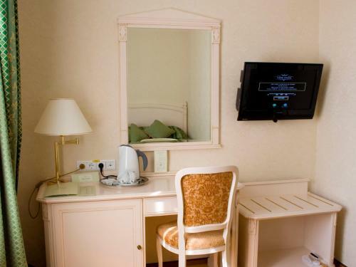 Hotel Alleya Grand