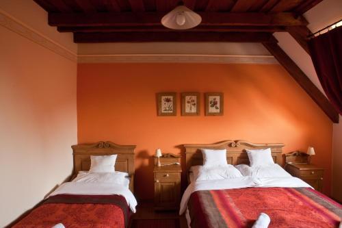 Hostal St.michael Panzi� Lovaspark