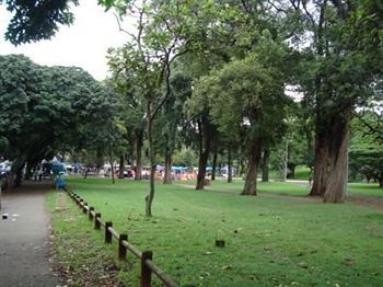 Hotel On The Park