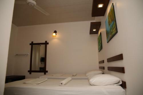 Hostal Sadula Holiday Resort - Anuradhapura