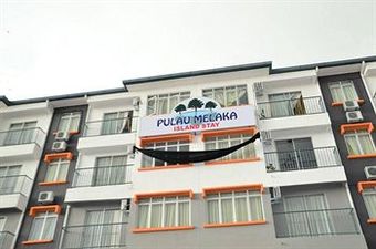 Apartamentos Pulau Melaka Island Stay