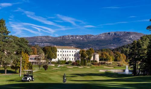 Hotel Ch�teau Et Golf De Taulane