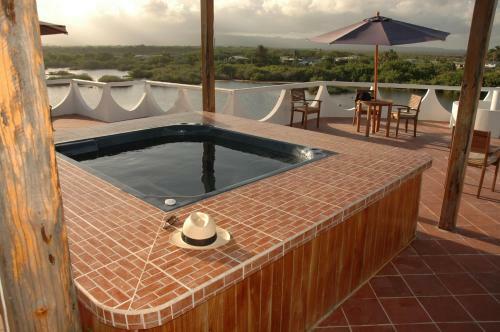 Hotel La Laguna Galapagos