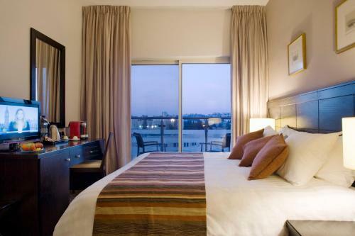 St. George Hotel