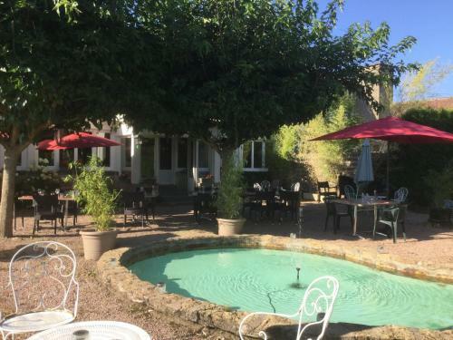Hotel Hostellerie Du Vieux Moulin