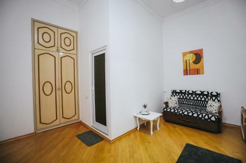 Hostal Kiev Kutaisi Hotel