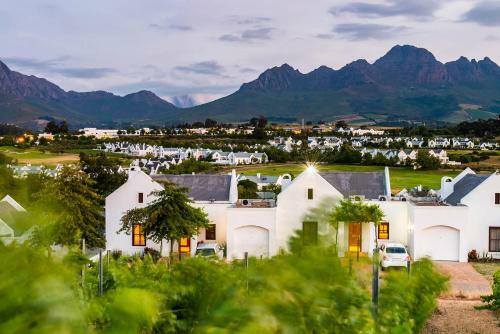 Hotel Three Cities Kleine Zalze Lodge