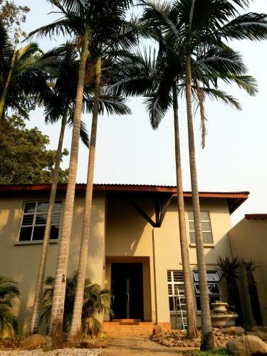 Hostal Elegant Lodge