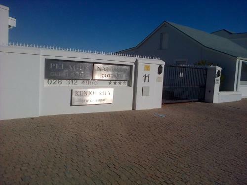 Hostal Pelagus House