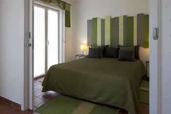Hostal Monte Do Giestal - Casas De Campo & Spa