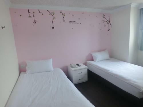 Easyinn Hotel & Hostel