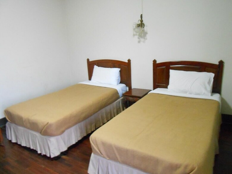 Souvanna Hotel 1