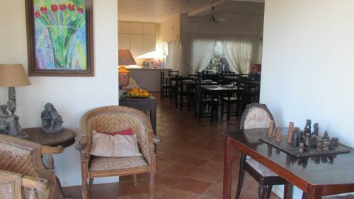 Hostal Bentley On The Beach