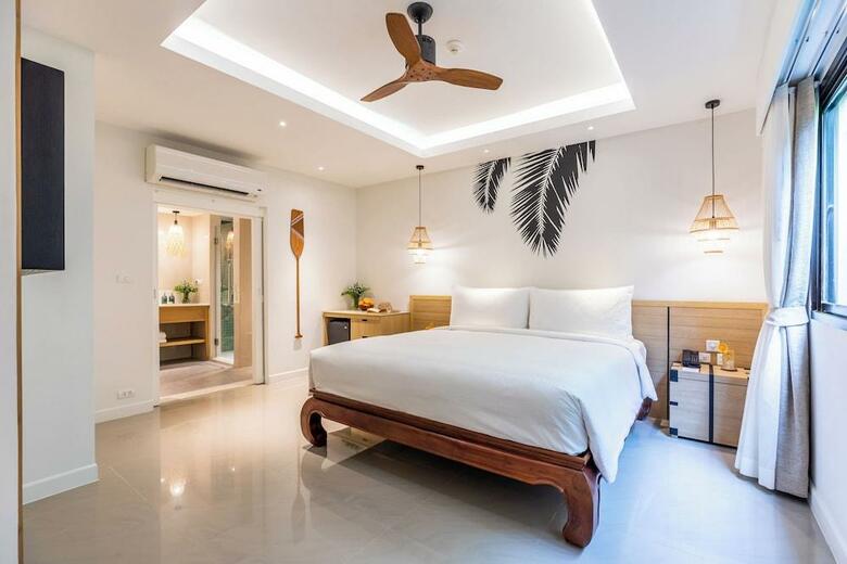 Hotel Manathai Resort