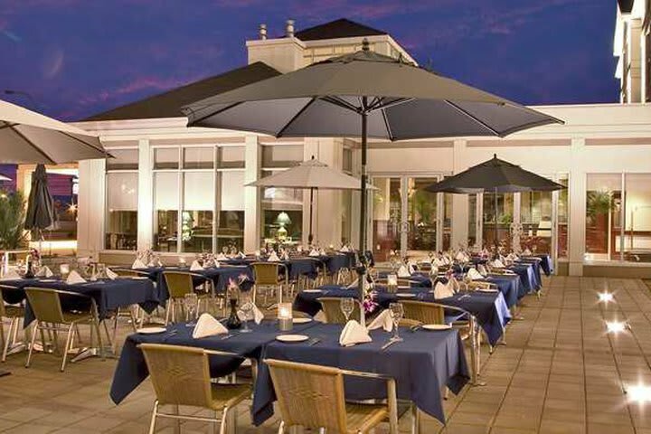 Hotel Hilton Garden Inn Montreal Airport
