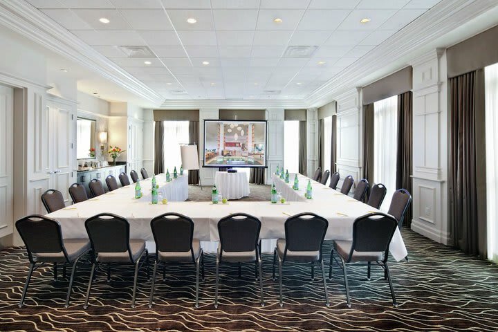 Hotel Hilton Garden Inn Montreal Airport