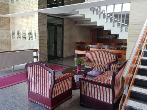 Ada Hotel